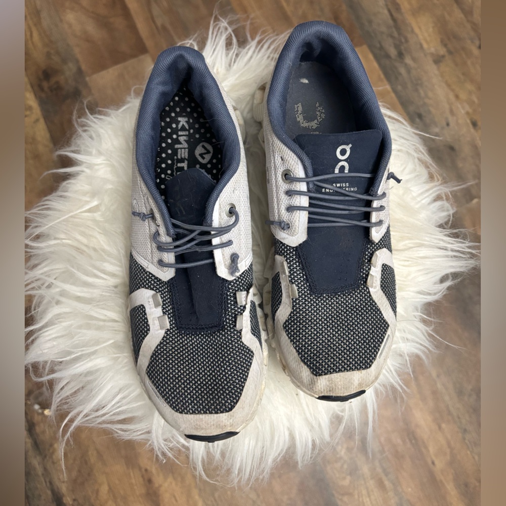 On Running Navy and Gray Sneakers